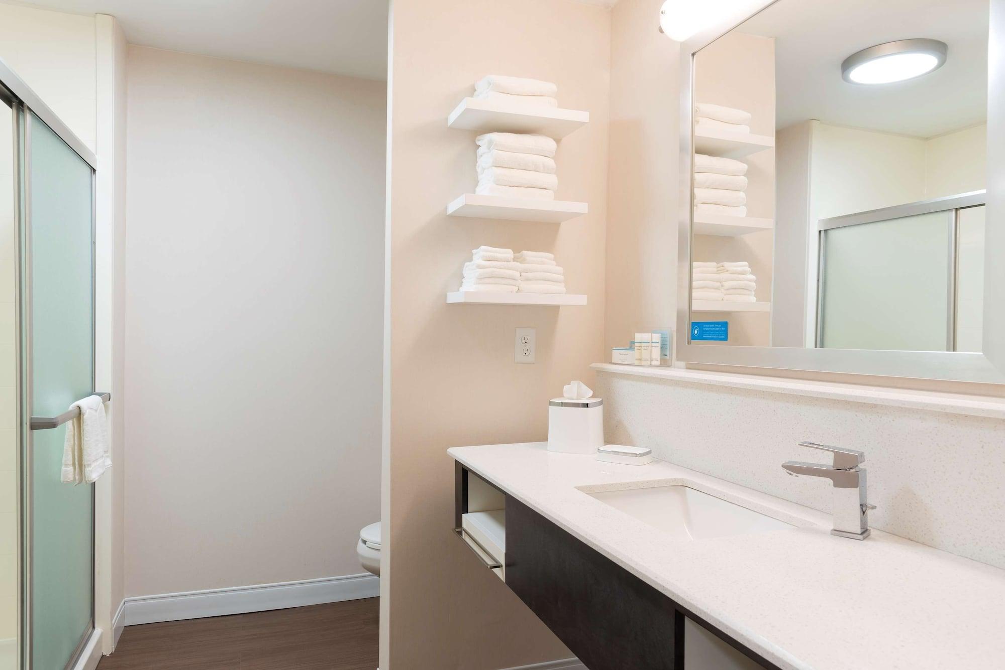 Hampton Inn & Suites Fremont Zewnętrze zdjęcie